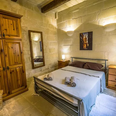 Caqsi Tatil Evi